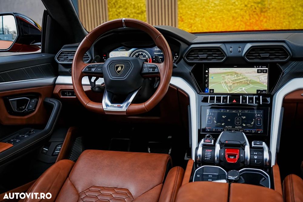 Lamborghini URUS - 16