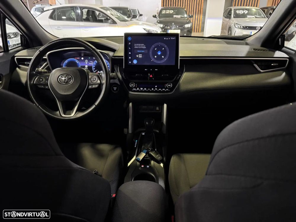 Toyota Corolla Cross 1.8 Hybrid Exclusive - 15
