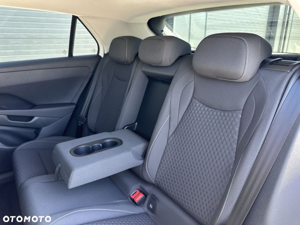 Volkswagen T-Roc - 16