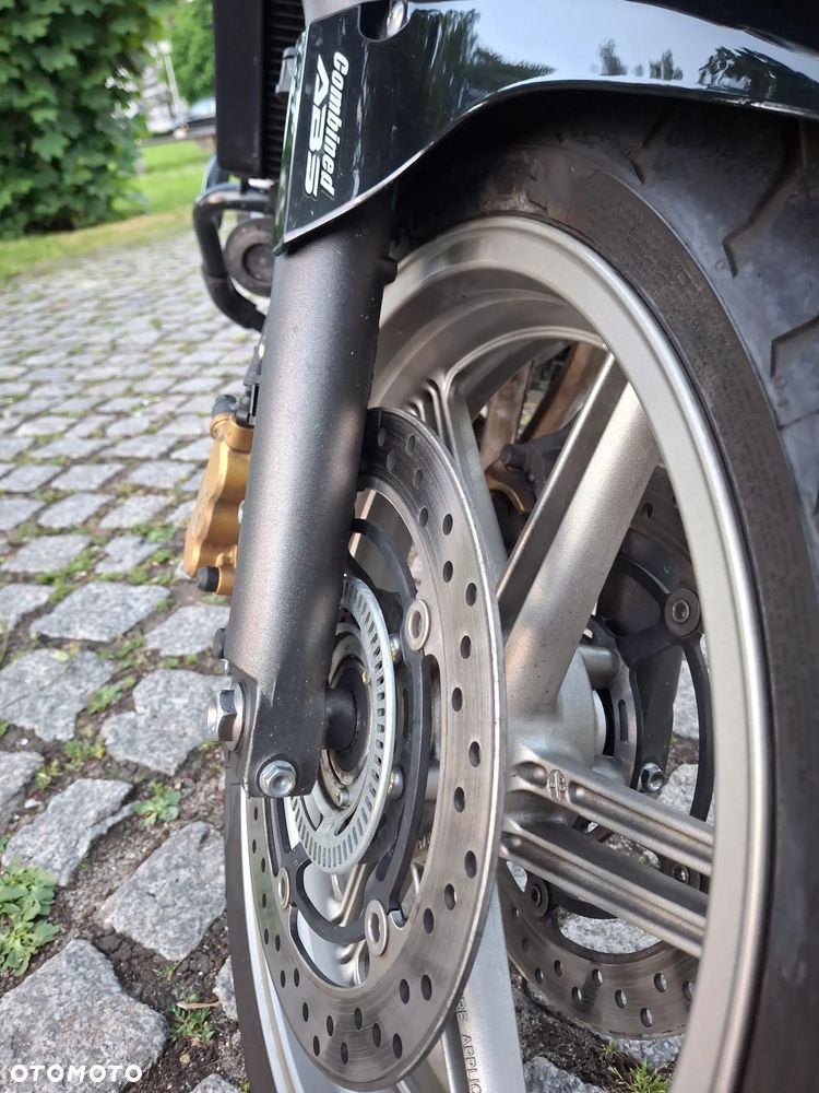 Honda CBF - 10