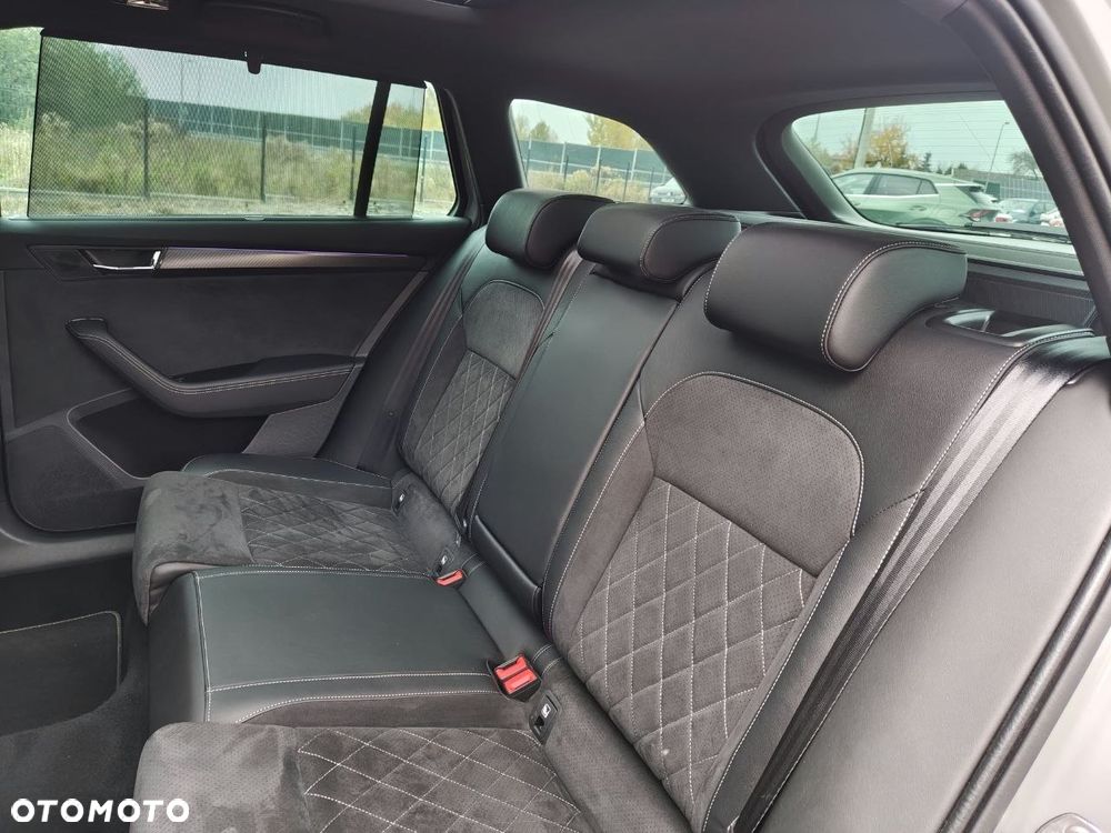 Skoda Superb 2.0 TSI 4x4 Sportline DSG - 36