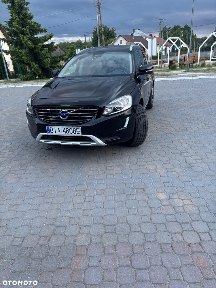 Volvo Xc60 2017 photo 2