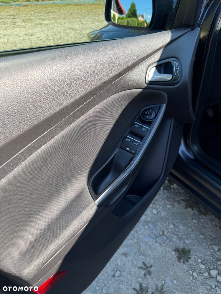 Ford Focus 1.0 EcoBoost 99g Gold X (Trend) - 13