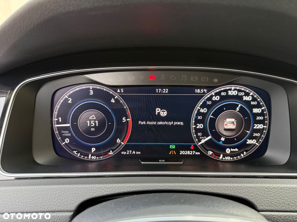 Volkswagen Golf 1.6 TDI SCR DSG IQ.DRIVE - 34