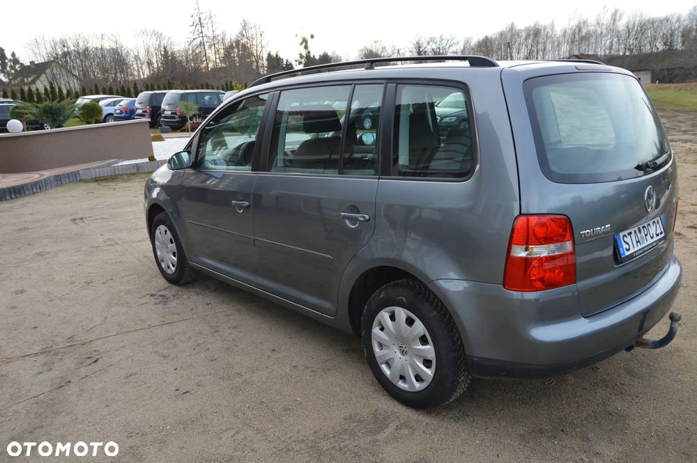 Volkswagen Touran 2.0 TDI Trendline - 2