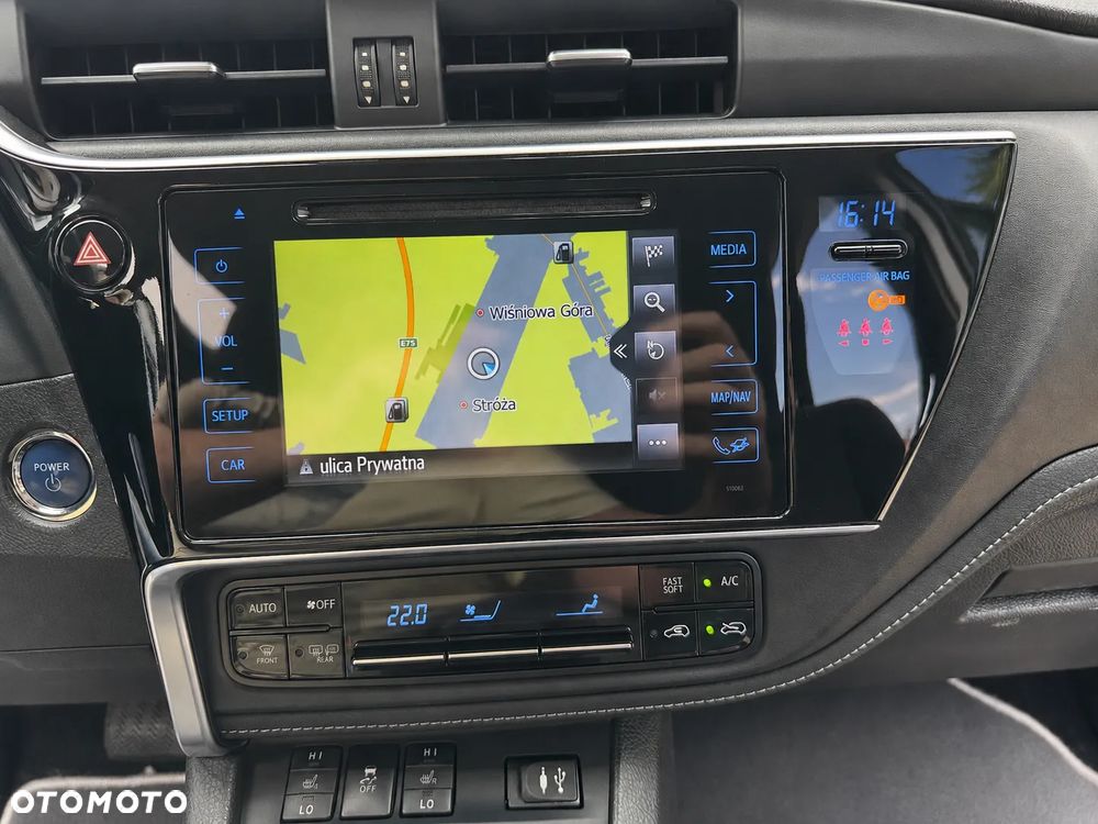 Toyota Auris - 17