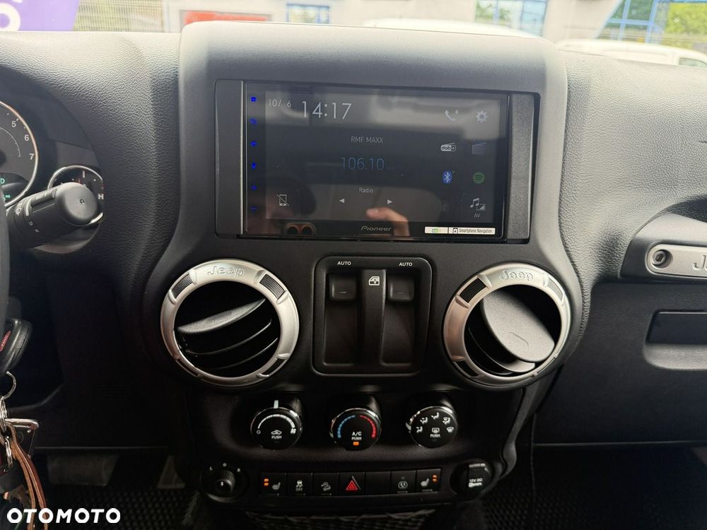 Jeep Wrangler 3.6 Sahara - 19
