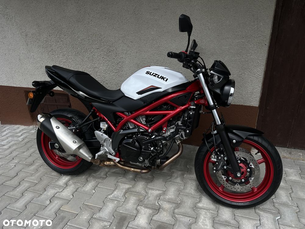 Suzuki SV - 18