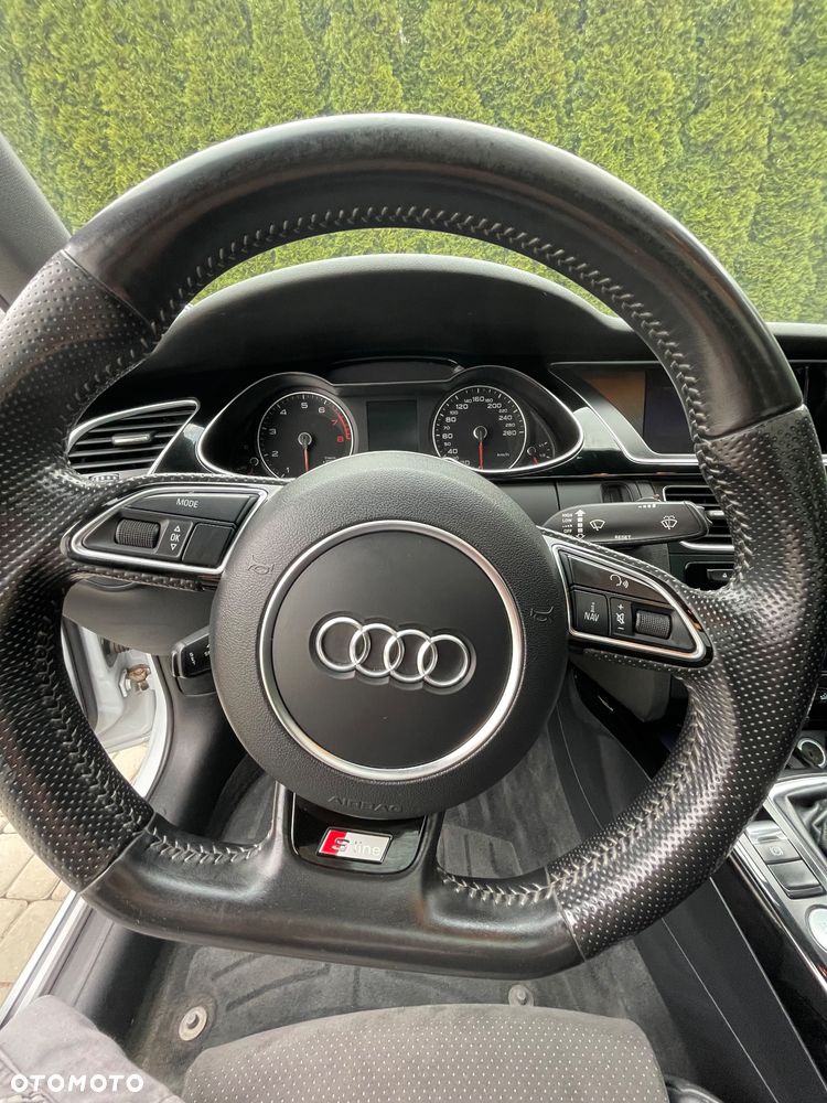 Audi A4 Limousine 2.0 TFSI Quattro - 14