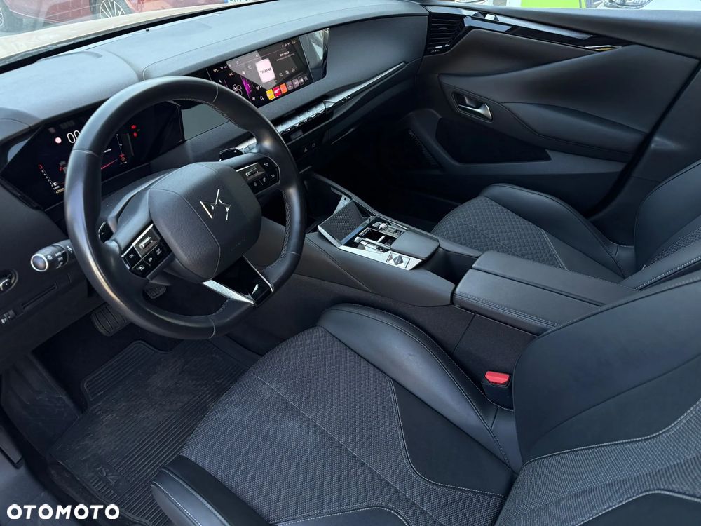 DS Automobiles DS 4 1.2 PureTech Bastille + - 8