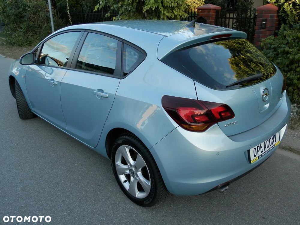Opel Astra - 3