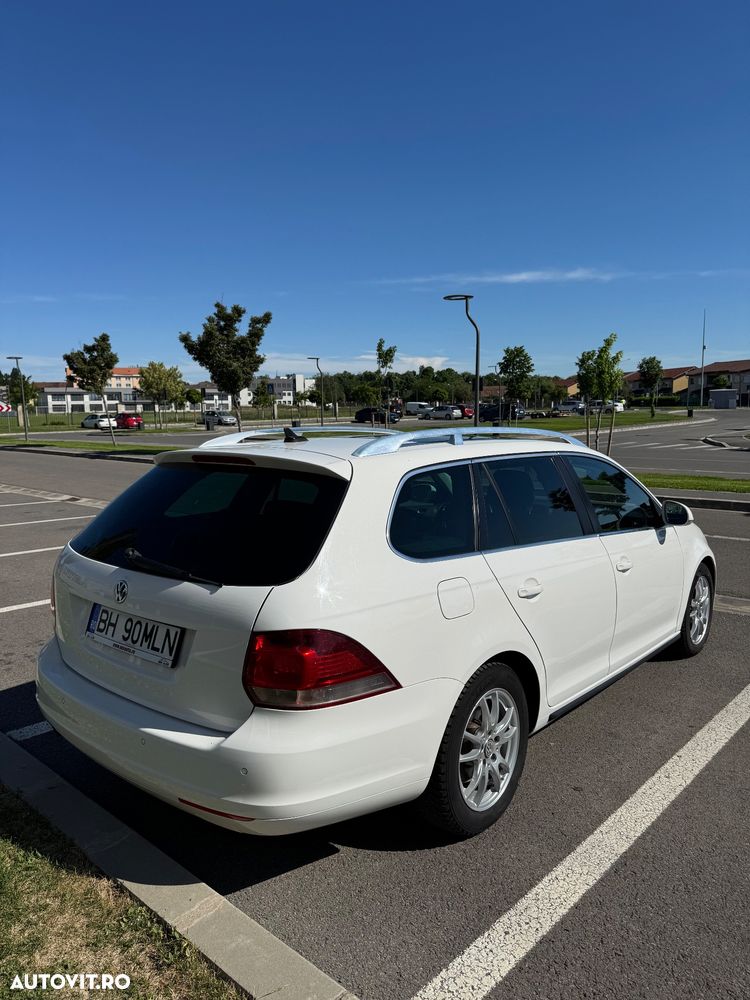 Volkswagen Golf 1.6 TDI DPF DSG Comfortline - 4