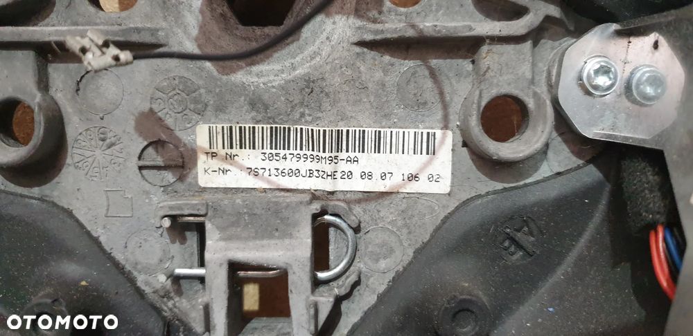 Ford Mondeo MK4 Kierownica 305479999M95-AA - 2