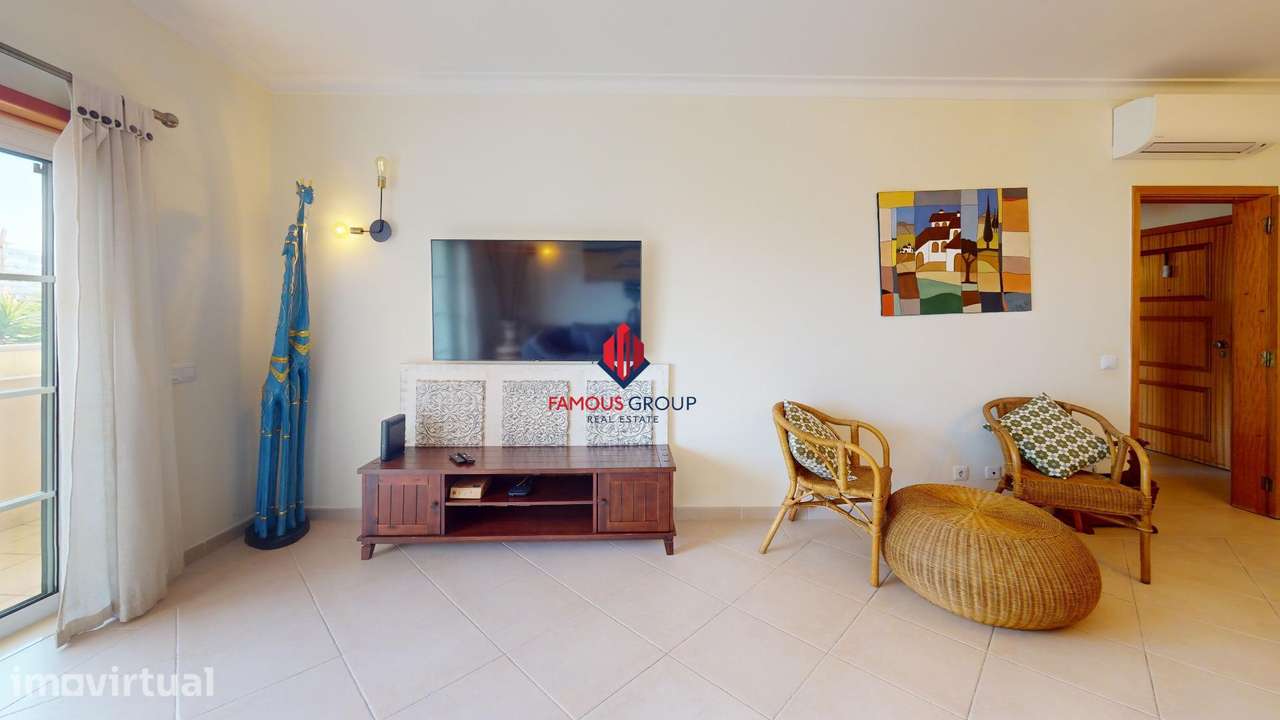 Apartamento T2 com Piscina, Garagem e Arrecadação – Vale... - Grande imagem: 2/24