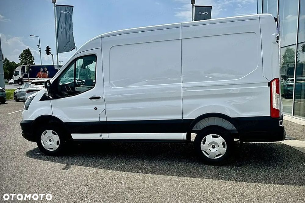 Ford Transit 350 L2H2 Trend 2.0 130KM - 4