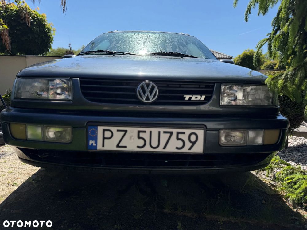 Volkswagen Passat - 3