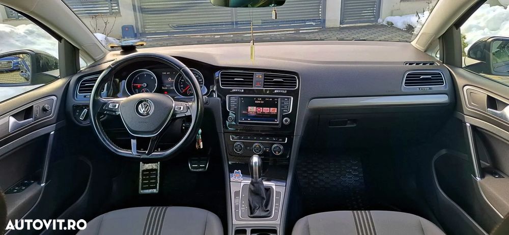 Volkswagen Golf 2.0 TDI BlueMotion Technology DSG Allstar - 2