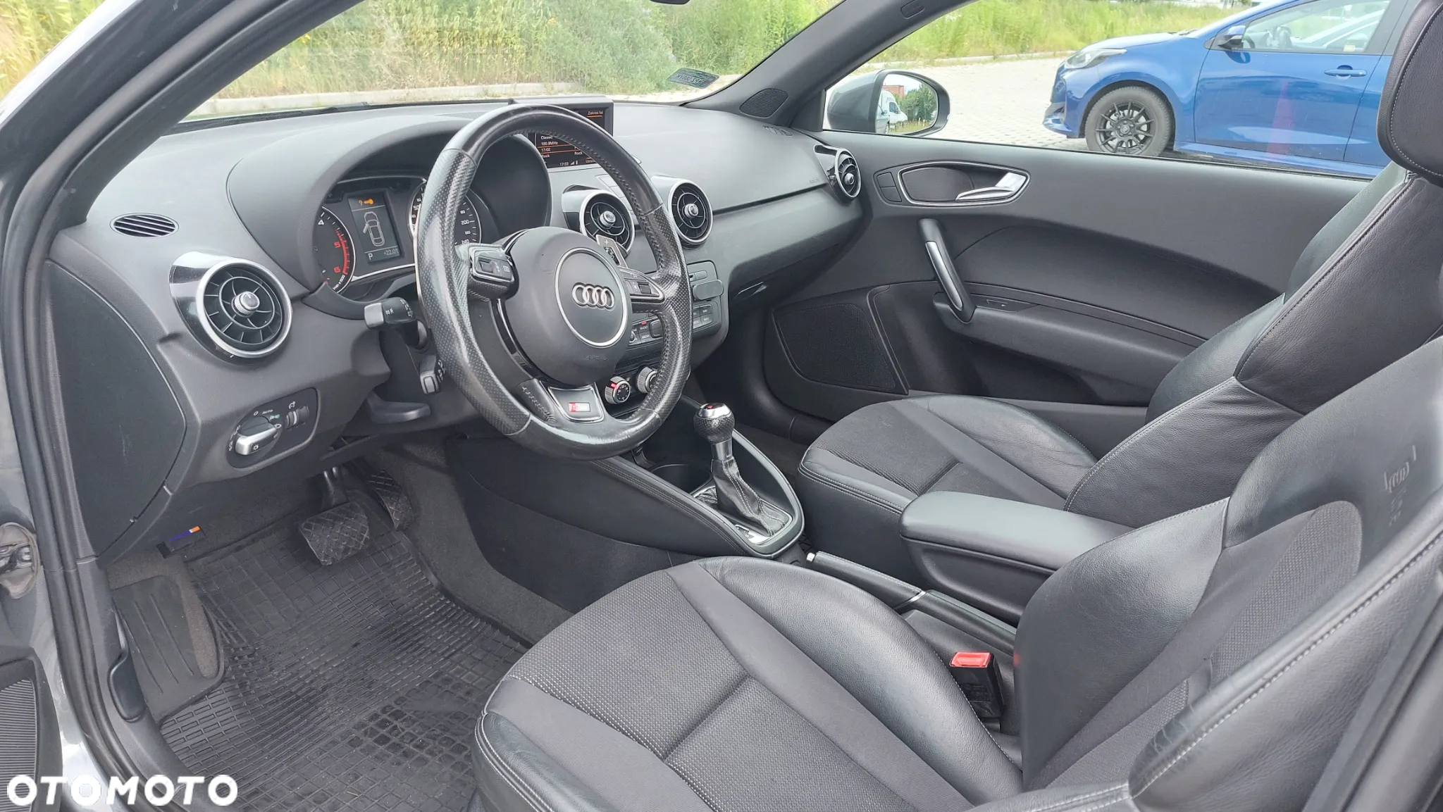 Audi A1 1.6 TDI Ambition S tronic - 6