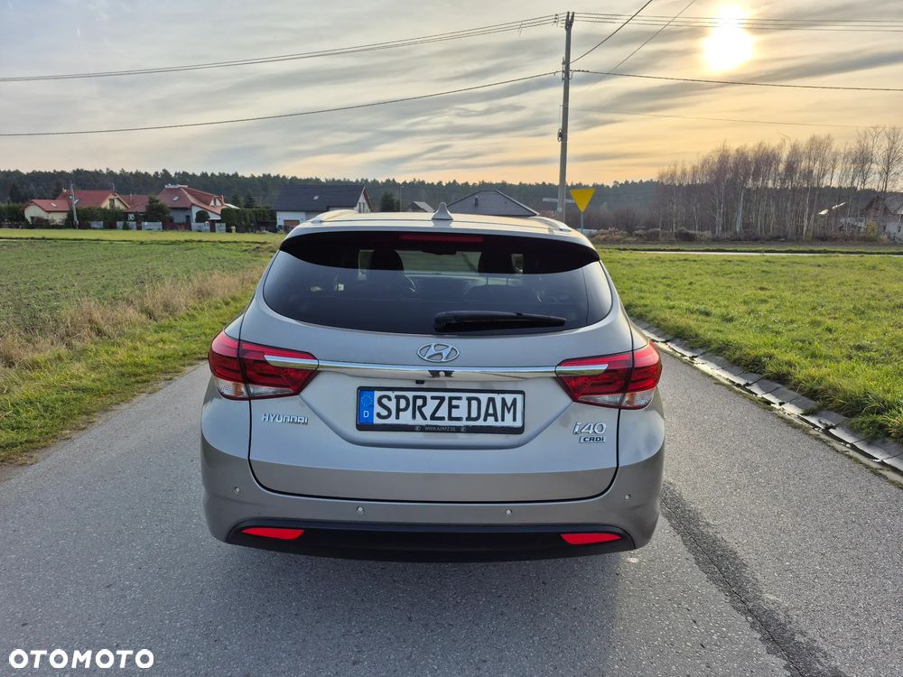 Hyundai i40 Kombi 1.7 CRDi DCT Premium - 5