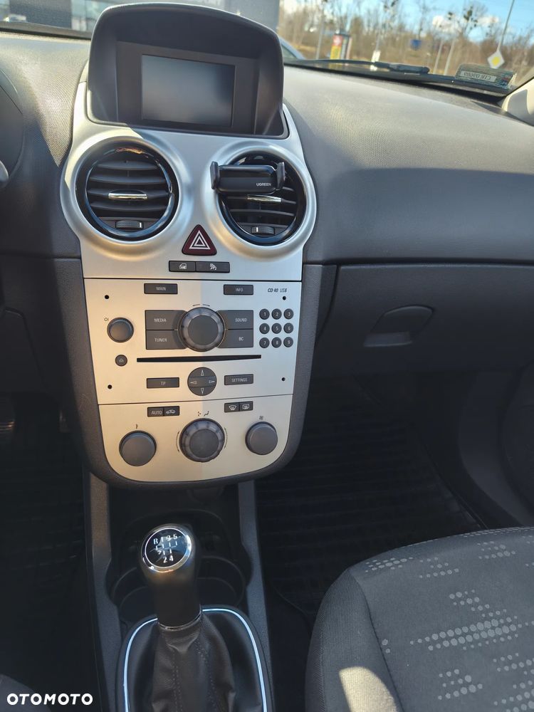 Opel Corsa - 3