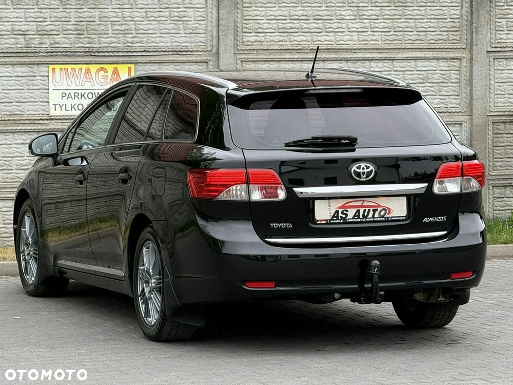 Toyota Avensis 1.8 Executive - 4