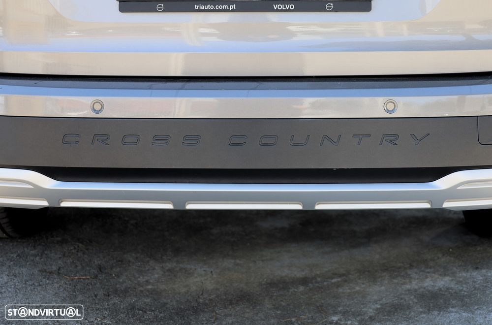 Volvo V90 Cross Country 2.0 B4 AWD - 33