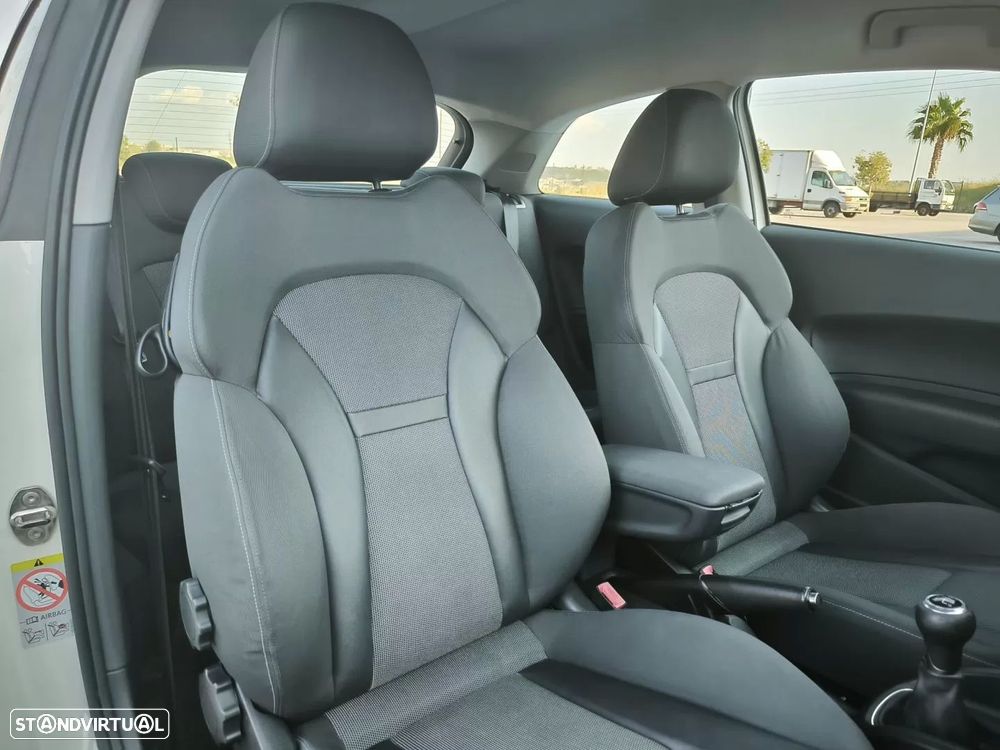 Audi A1 1.6 TDI Sport - 23