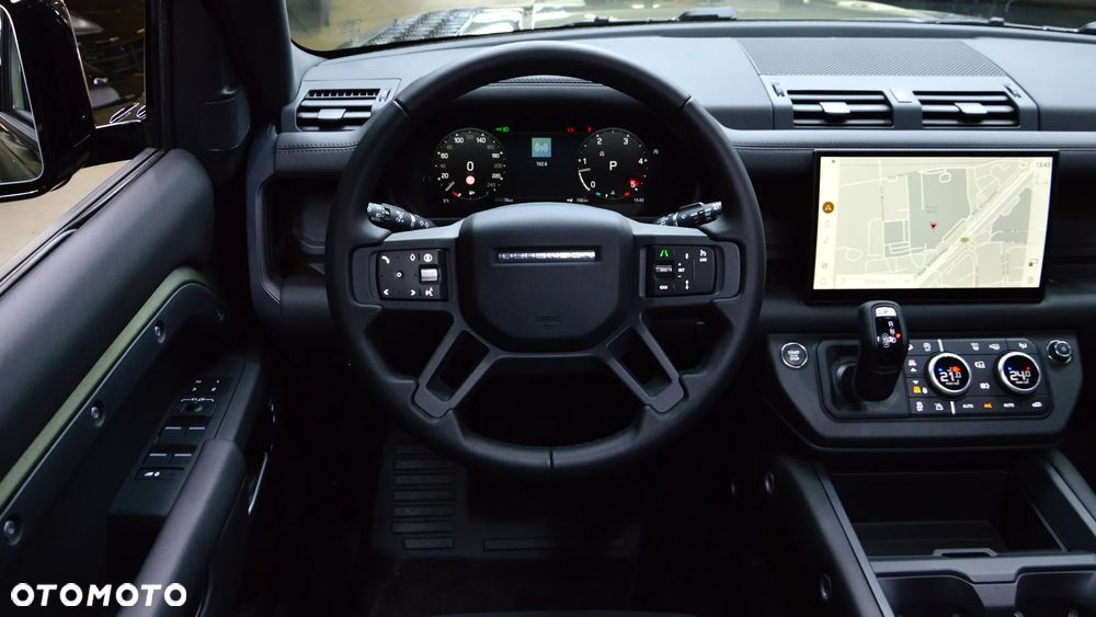 Land Rover Defender 110 D300 X-Dynamic HSE - 22