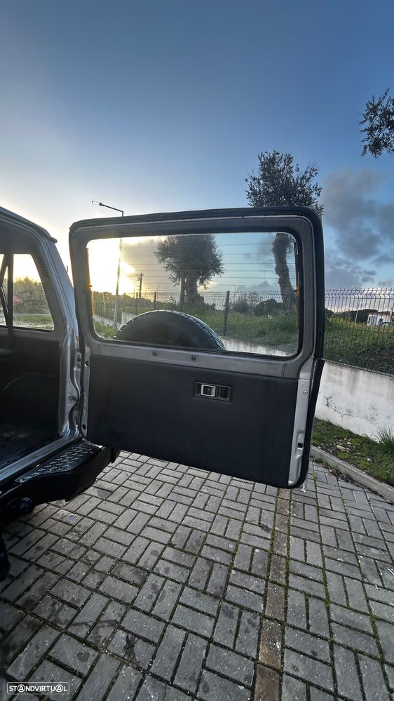 Mitsubishi Pajero 2.5 TDi GLS - 12