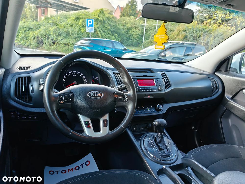 Kia Sportage 2.0 CRDI 4WD Automatik Dream-Team Edition - 6