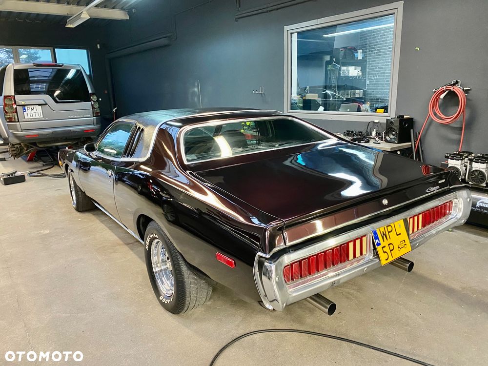 Dodge Charger - 12