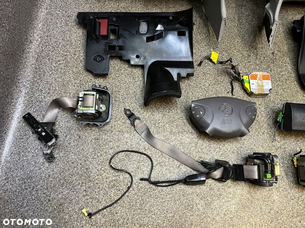 Kokpit deska pulpit pasy bezpieczenstwa poduszki modul AIRBAG Mercedes W211 - 6