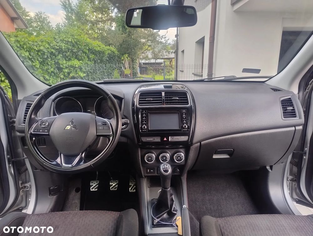Mitsubishi ASX 1.6 Intense - 17
