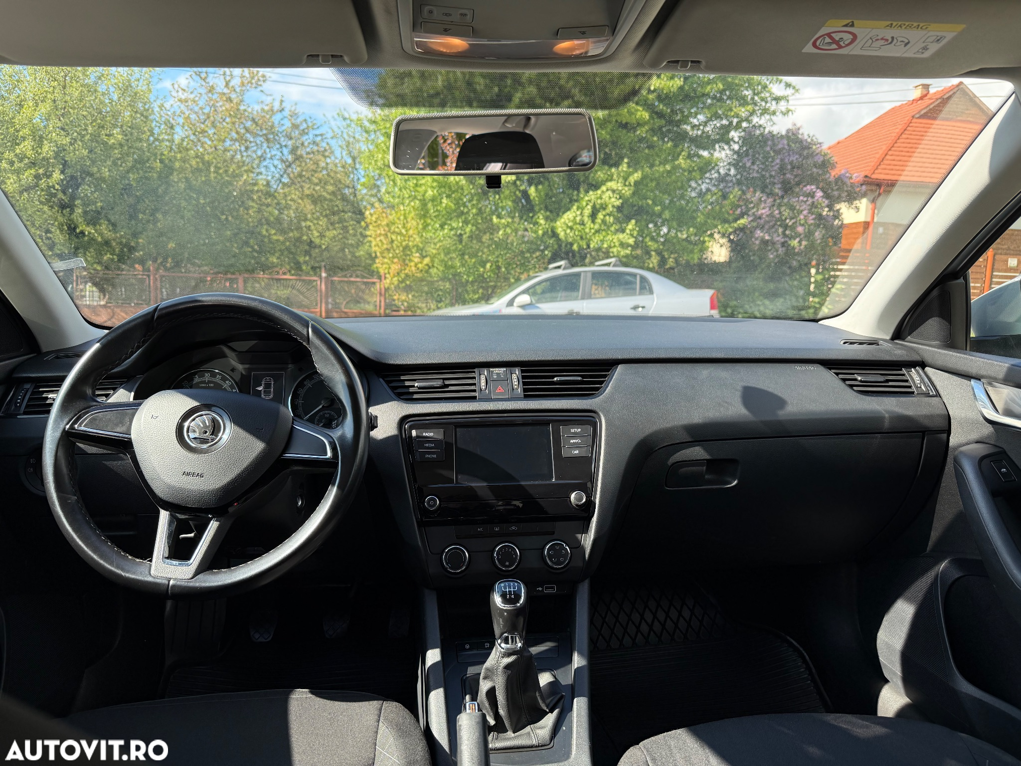 Skoda Octavia Combi Diesel 1.6 TDI Ambition - 10