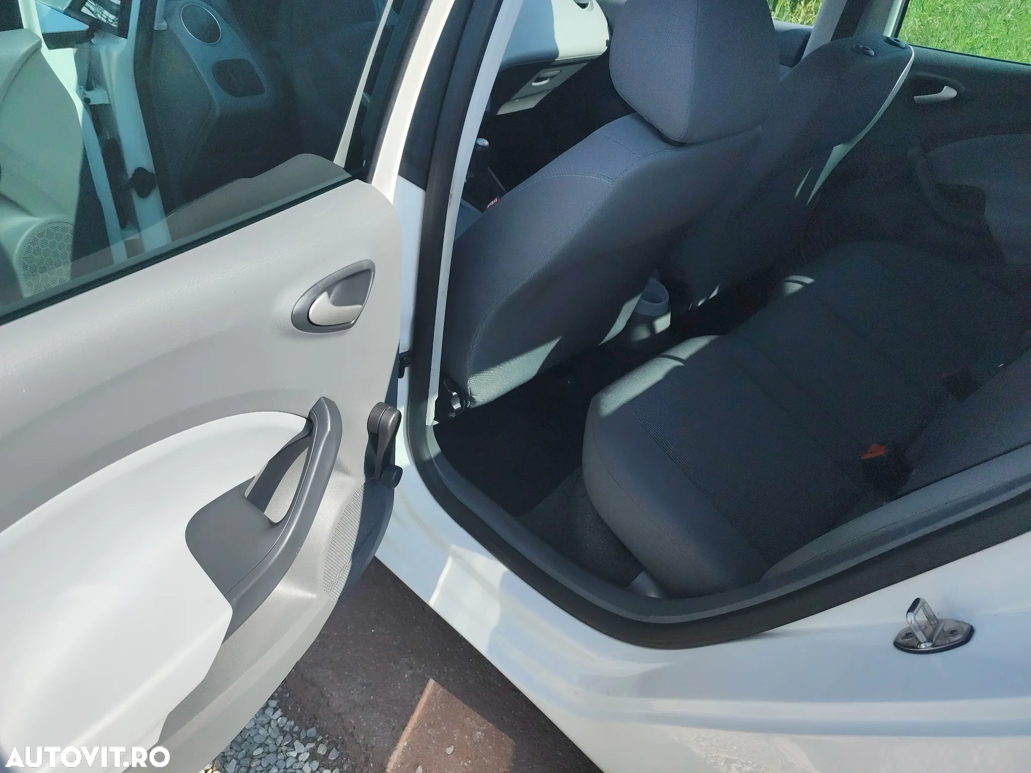 Seat Ibiza 1.4 Reference - 7