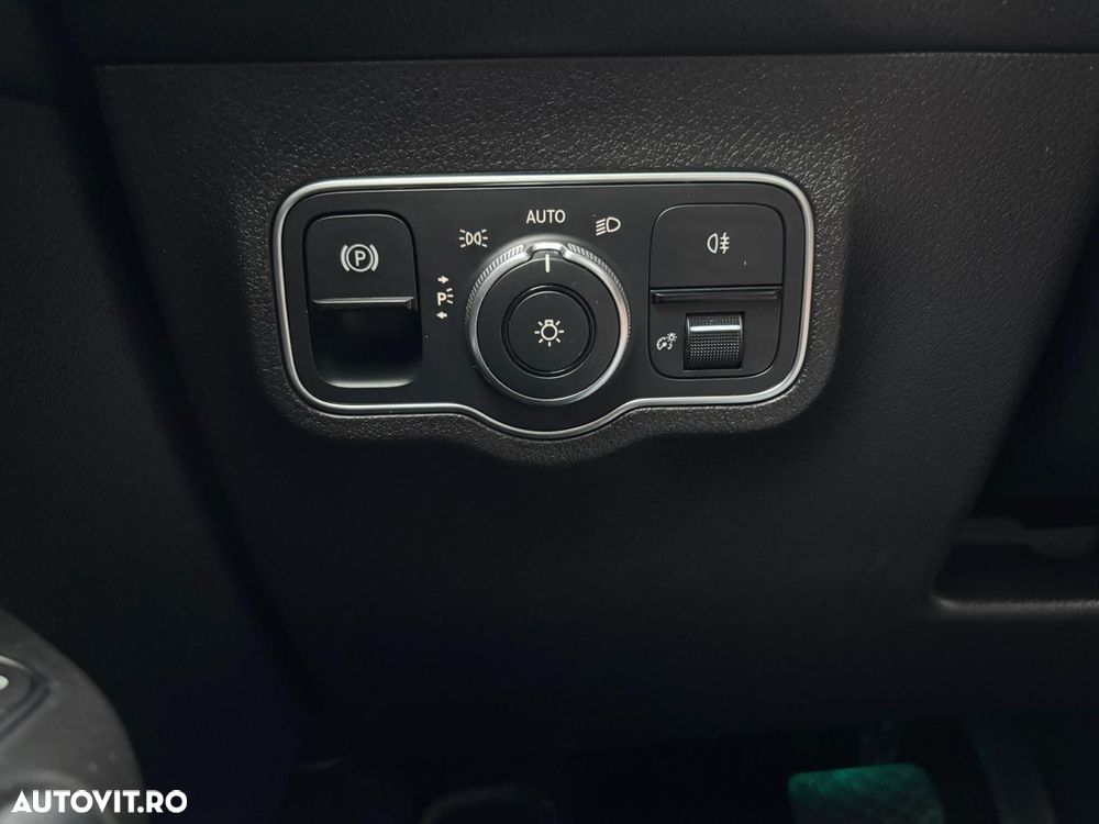 Mercedes-Benz GLB 200 d 4MATIC Aut. - 33
