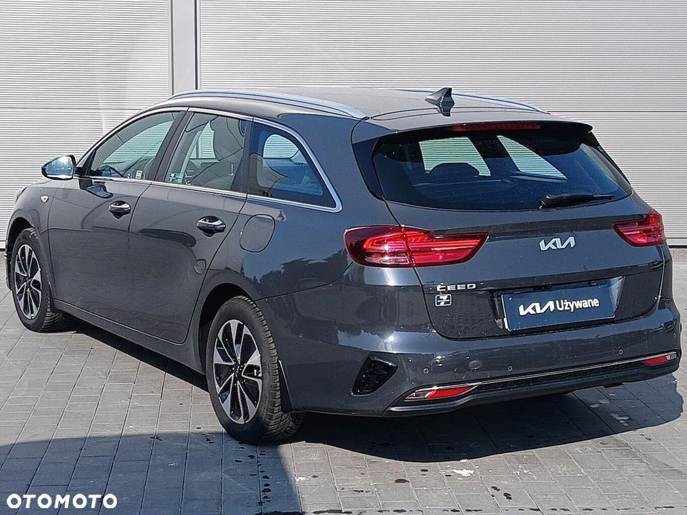 Kia Ceed 1.5 T-GDI M - 8