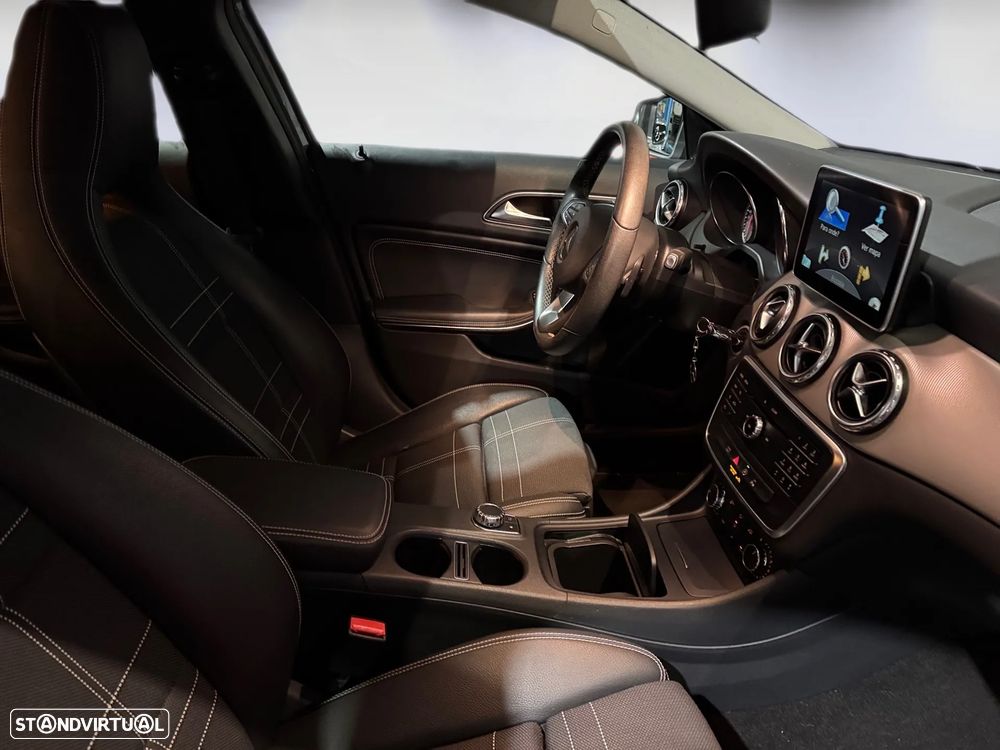 Mercedes-Benz GLA 180 d Urban Aut. - 24