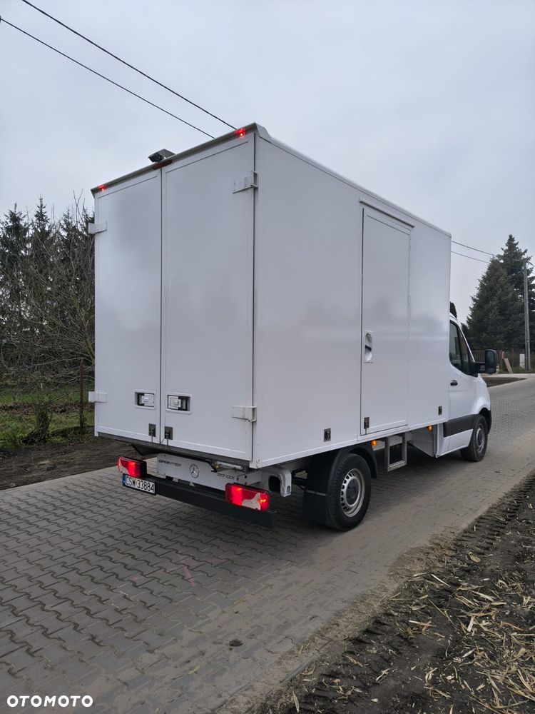 Mercedes-Benz Sprinter - 7