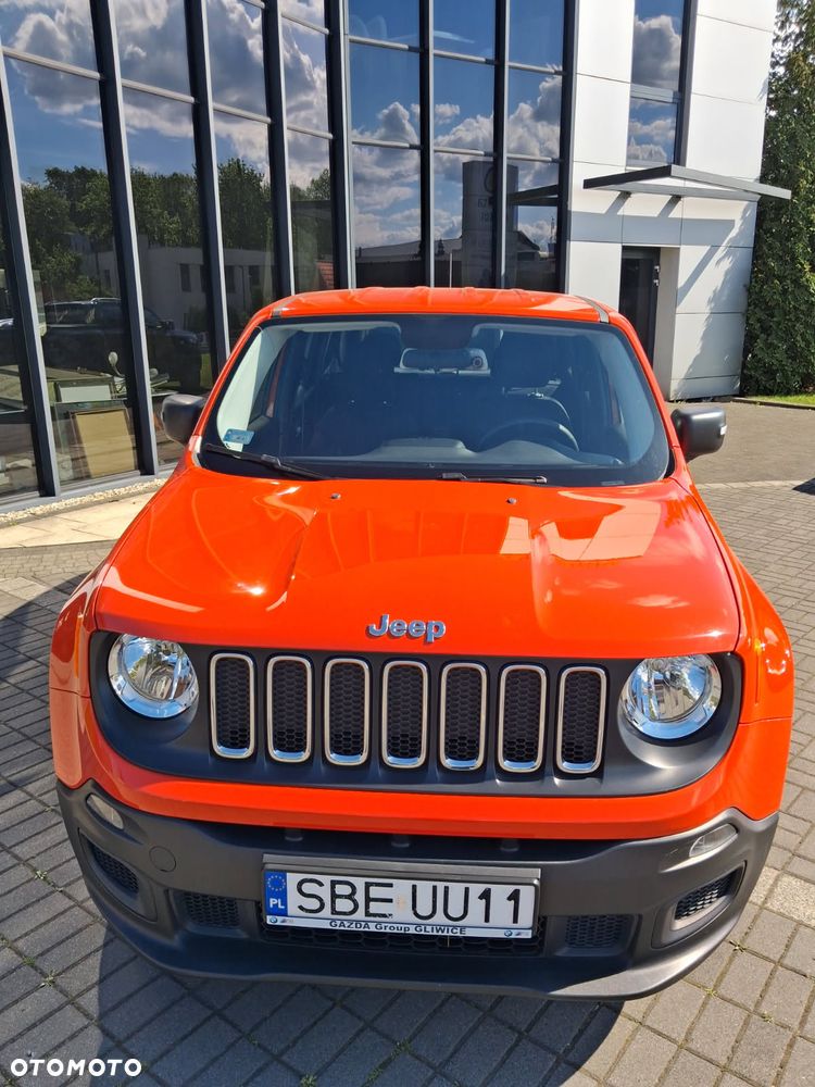 Jeep Renegade 1.6 E-TorQ Sport FWD - 1