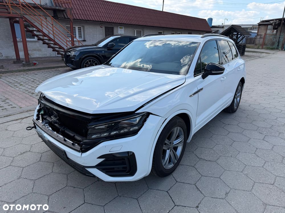 Volkswagen Touareg 3.0 V6 TDI SCR 4Motion Automatik R-Line - 9