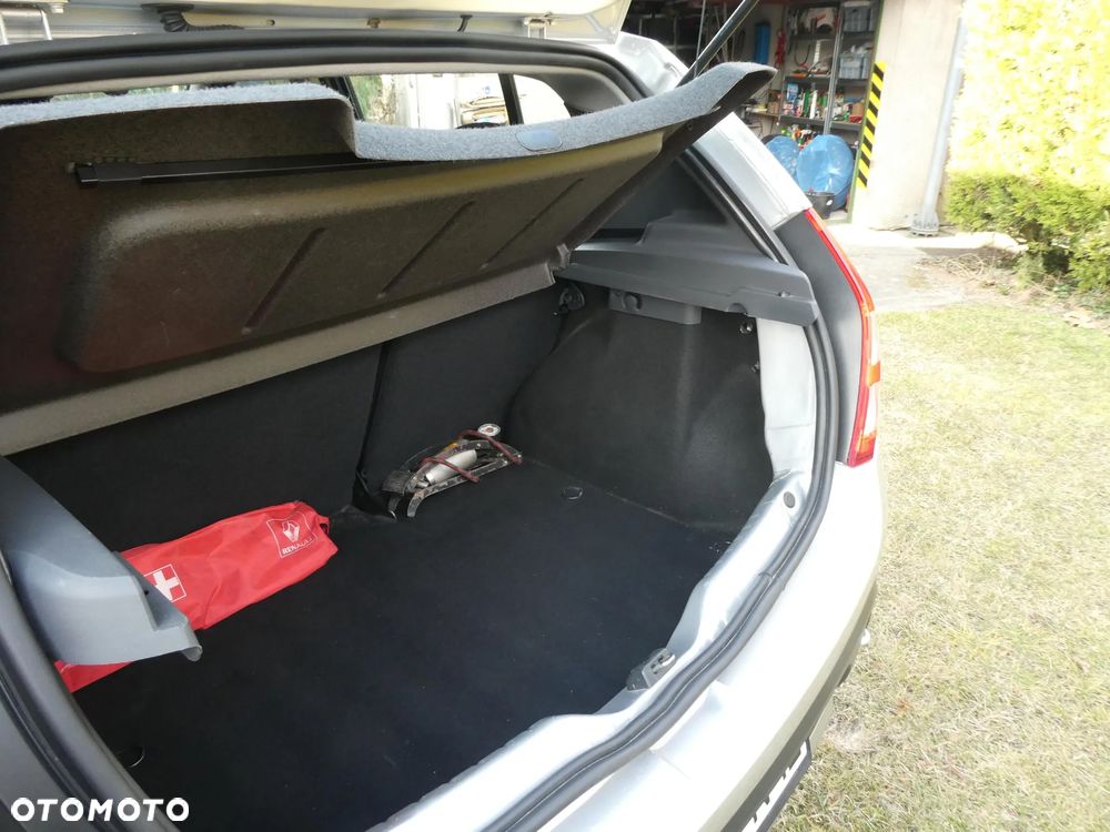 Dacia Sandero 1.5 dCi Laureate - 14