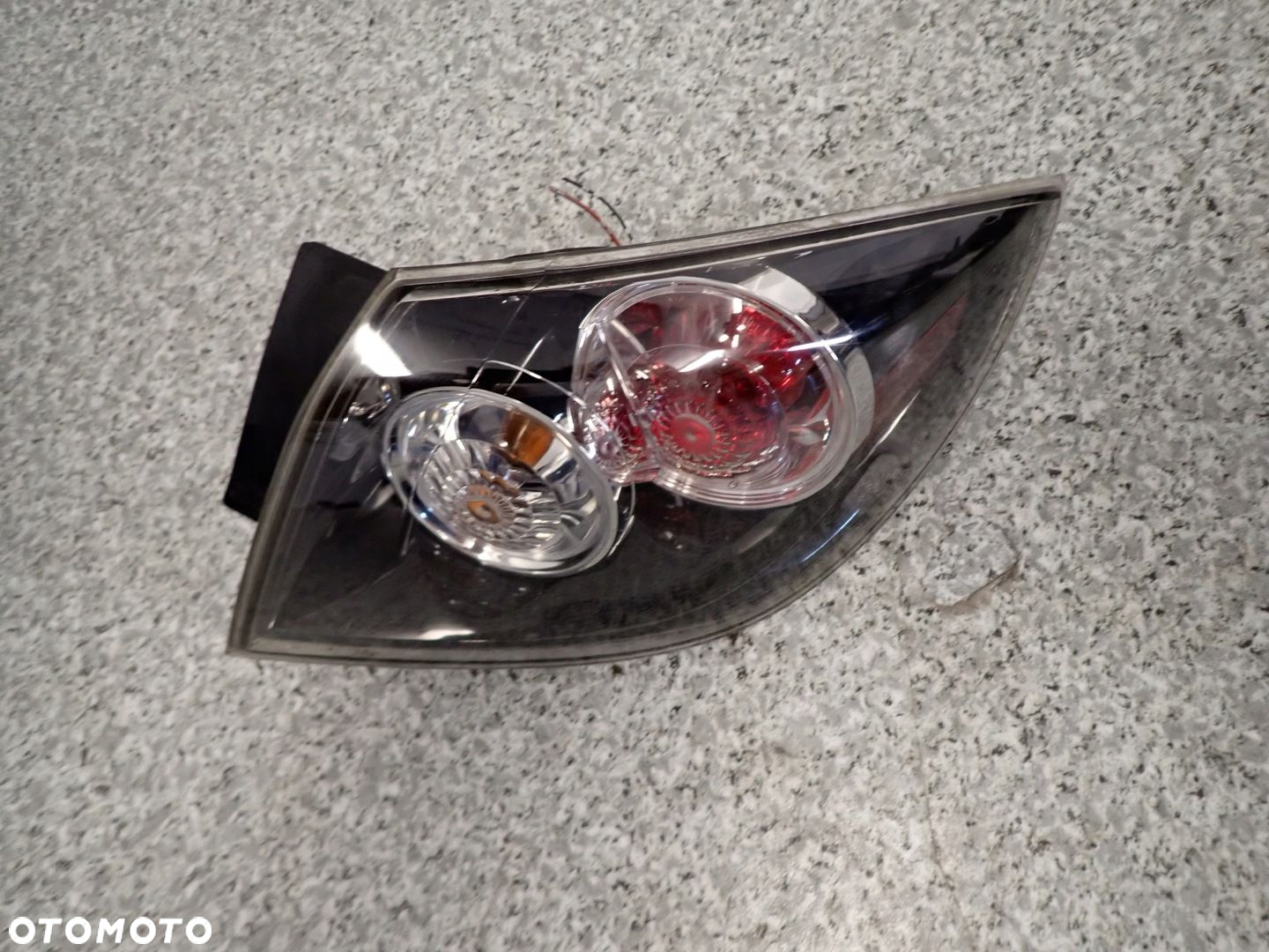 MAZDA 3 MAZDA3 HB 06- LAMPA TYLNA PRAWA LIFT - 3
