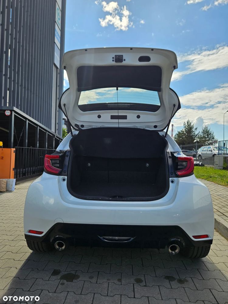 Toyota Yaris GR 1.6 Dynamic - 8
