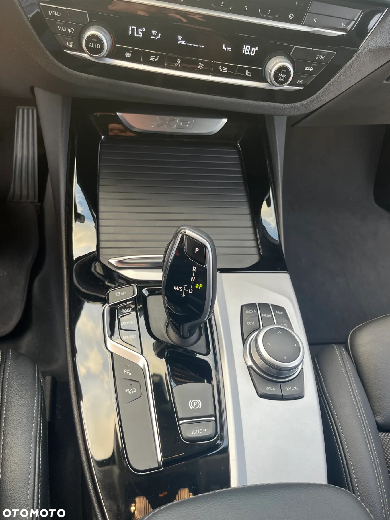 BMW X3 xDrive20i Advantage - 13
