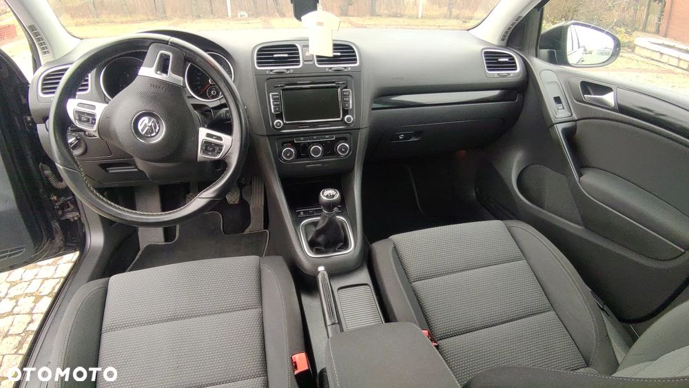 Volkswagen Golf 1.6 TDI BlueMotion Technology Comfortline - 14
