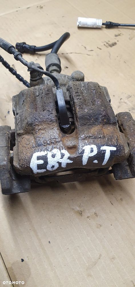 Zacisk hamulcowy prawy tył tylny BMW 1 E87 - 9