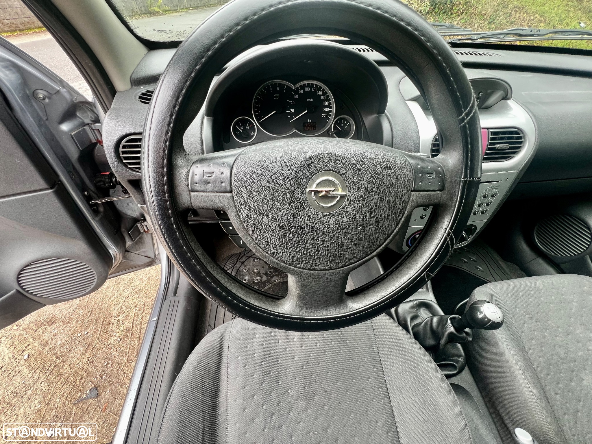Opel Corsa 1.2 16V Enjoy - 13
