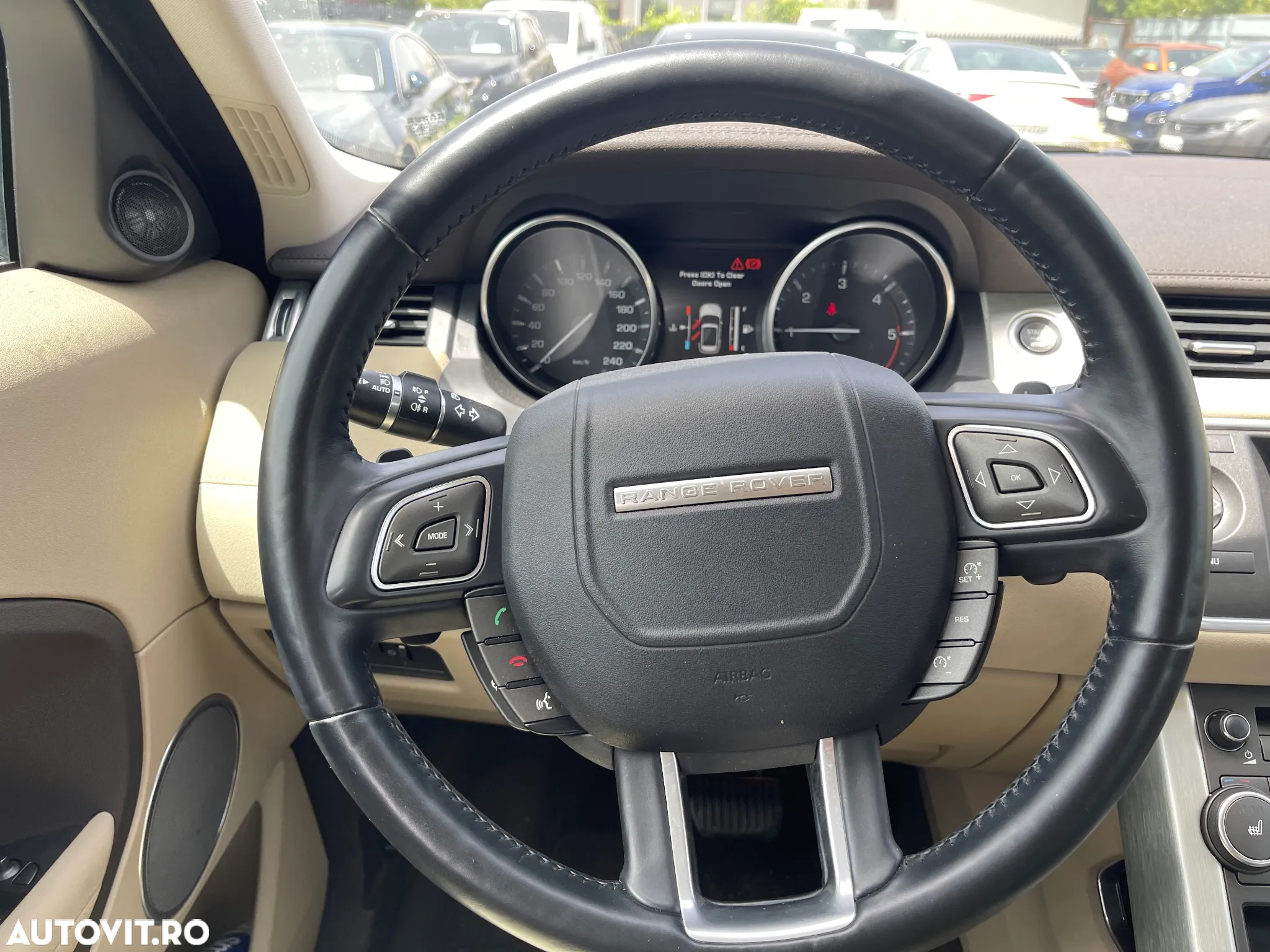 Land Rover Range Rover Evoque - 9