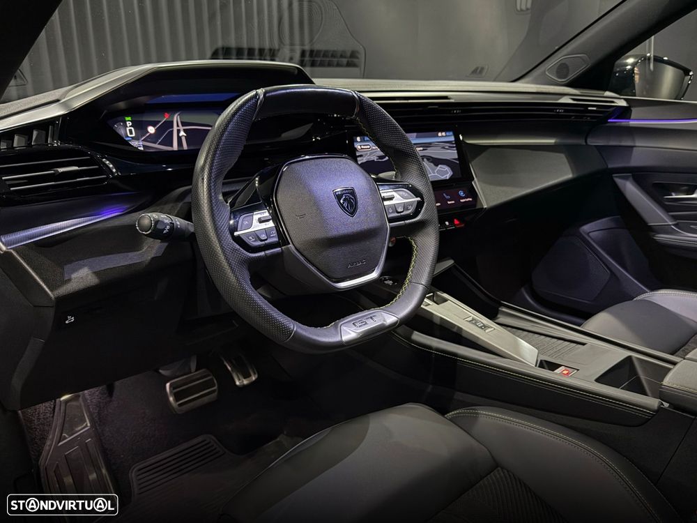 Peugeot 408 1.2 PureTech GT EAT8 - 14